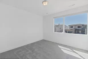 1924 W Oakridge Dr N, Lehi, UT 84048 - Photo 16