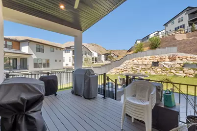 1924 W Oakridge Dr N, Lehi, UT 84048 - Photo 36