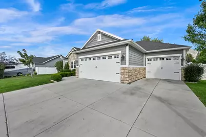 897 S 100 E, Salem, UT 84653 - Photo 4
