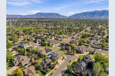 554 W 2400 S, Syracuse, UT 84075 - Photo 58