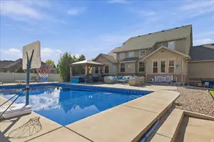 554 W 2400 S, Syracuse, UT 84075 - Photo 44