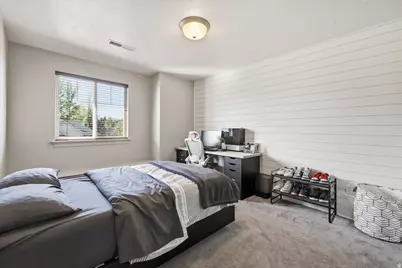 554 W 2400 S, Syracuse, UT 84075 - Photo 28