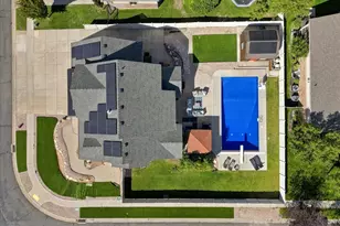 554 W 2400 S, Syracuse, UT 84075 - Photo 2