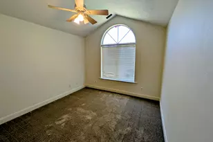 441 S Main St S, Hurricane, UT 84737 - Photo 20