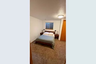 2249 E Gambel Oak Dr S, Sandy, UT 84092 - Photo 28