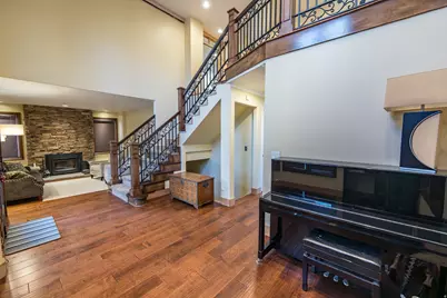 2249 E Gambel Oak Dr S, Sandy, UT 84092 - Photo 6