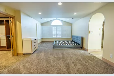 2249 E Gambel Oak Dr S, Sandy, UT 84092 - Photo 22