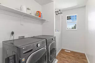 991 W Oldham Dr N, North Salt Lake, UT 84054 - Photo 18