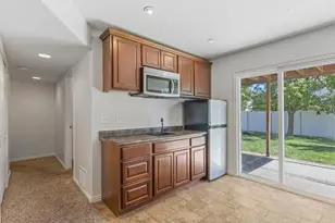 991 W Oldham Dr N, North Salt Lake, UT 84054 - Photo 26