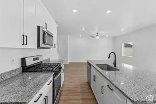 7283 Slick Rock Way N, Eagle Mountain, UT 84005 - Photo 4