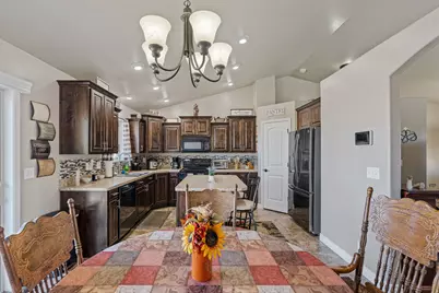 664 W 770 N, Tooele, UT 84074 - Photo 14