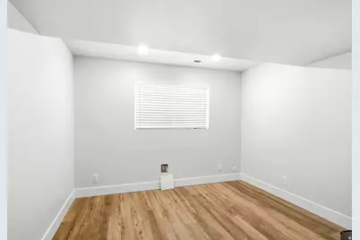 752 N 1475 E, Layton, UT 84040 - Photo 36