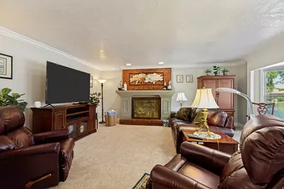 808 E Savannah Dr, Sandy, UT 84094 - Photo 12