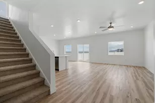928 Silver Fox Dr N, Grantsville, UT 84029 - Photo 10