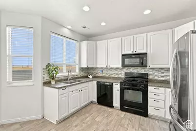 777 N Skipton Dr, North Salt Lake, UT 84054 - Photo 8