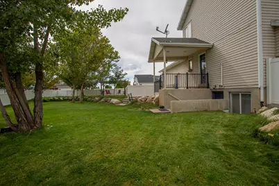 12 E 2150 N, Layton, UT 84041 - Photo 38