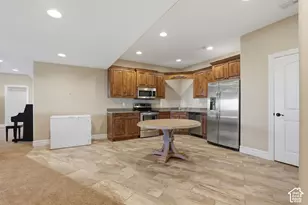 1385 N Compton Rd, Farmington, UT 84025 - Photo 34