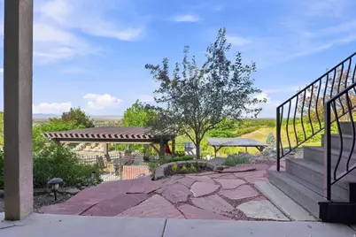 1385 N Compton Rd, Farmington, UT 84025 - Photo 32