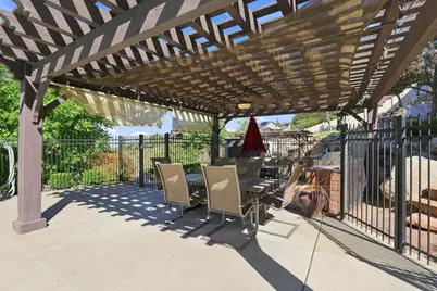 1385 N Compton Rd, Farmington, UT 84025 - Photo 28