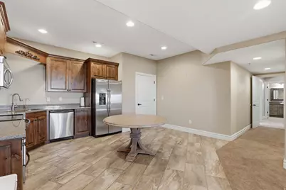 1385 N Compton Rd, Farmington, UT 84025 - Photo 34