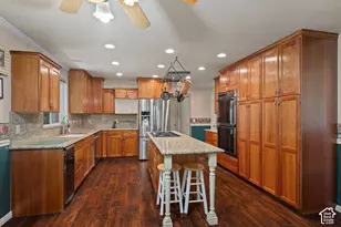 1348 E Milne Ln, Cottonwood Heights, UT 84092 - Photo 4