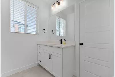 8307 S Durham St E, Sandy, UT 84070 - Photo 12