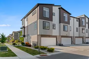 8307 S Durham St E, Sandy, UT 84070 - Photo 28