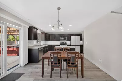 923 W Stonehaven Dr, North Salt Lake, UT 84054 - Photo 8