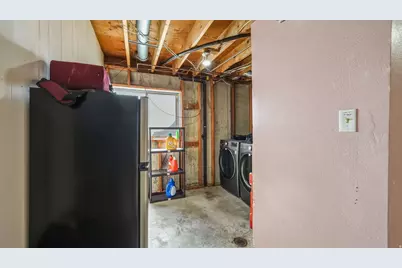3925 Rivendell Rd, Taylorsville, UT 84129 - Photo 14