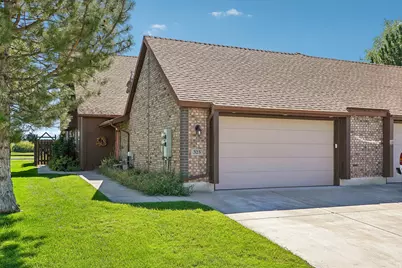 325 W Willow Way, Pleasant View, UT 84414 - Photo 2