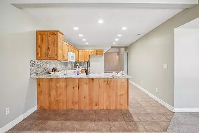 325 W Willow Way, Pleasant View, UT 84414 - Photo 14