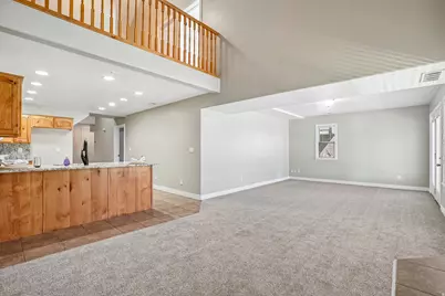 325 W Willow Way, Pleasant View, UT 84414 - Photo 10