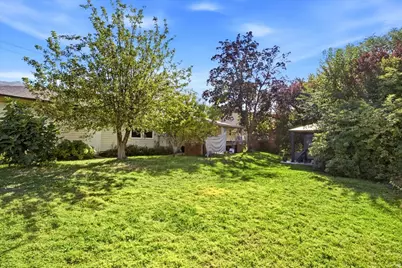 564 S Main St, Kaysville, UT 84037 - Photo 26