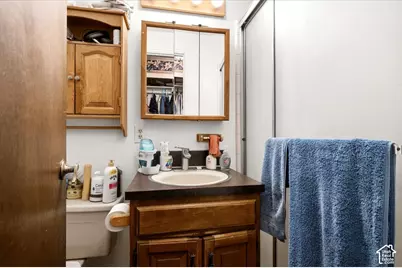 564 S Main St, Kaysville, UT 84037 - Photo 20