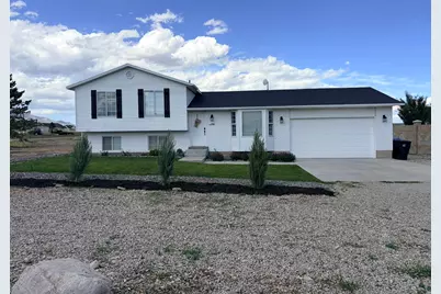 7162 W Gina Rd S, Herriman, UT 84096 - Photo 1