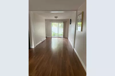 669 W 1950 N, Centerville, UT 84014 - Photo 2