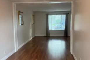 669 W 1950 N, Centerville, UT 84014 - Photo 4