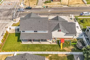 410 E Pages Ln, Centerville, UT 84014 - Photo 46