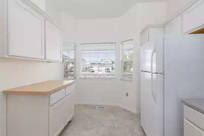 5444 S Midland Dr, Roy, UT 84067 - Photo 12
