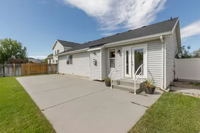 5444 S Midland Dr, Roy, UT 84067 - Photo 26