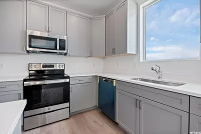 11267 S Grandville Ave W #401, South Jordan, UT 84009 - Photo 8