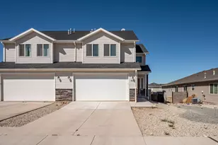 888 S 25 W, Cedar City, UT 84720 - Photo 2