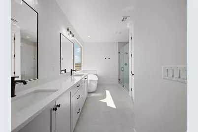 2453 E Malitsoh Way #302, Saint George, UT 84790 - Photo 24