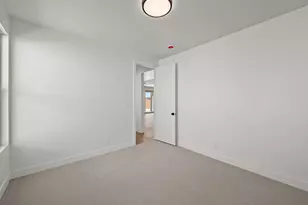 2453 E Malitsoh Way, Saint George, UT 84790 - Photo 30