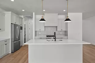2453 E Malitsoh Way, Saint George, UT 84790 - Photo 14