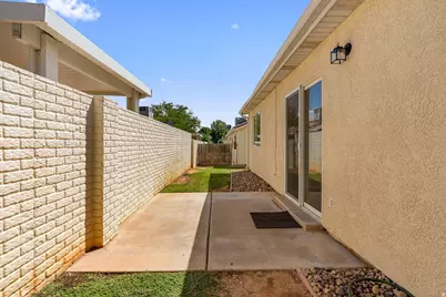 470 E 1100 S #21, Saint George, UT 84790 - Photo 24