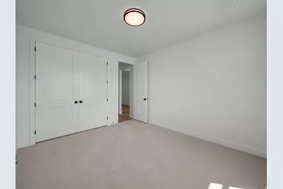 2477 E Malitsoh Way #304, Saint George, UT 84790 - Photo 16