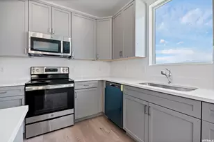 11261 S Grandville Ave W, South Jordan, UT 84009 - Photo 12