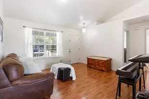 2048 E Juniper Dr, Eagle Mountain, UT 84005 - Photo 8