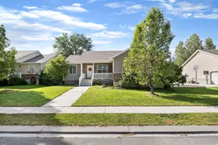 2048 E Juniper Dr, Eagle Mountain, UT 84005 - Photo 2